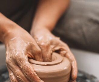wet clay hands_1